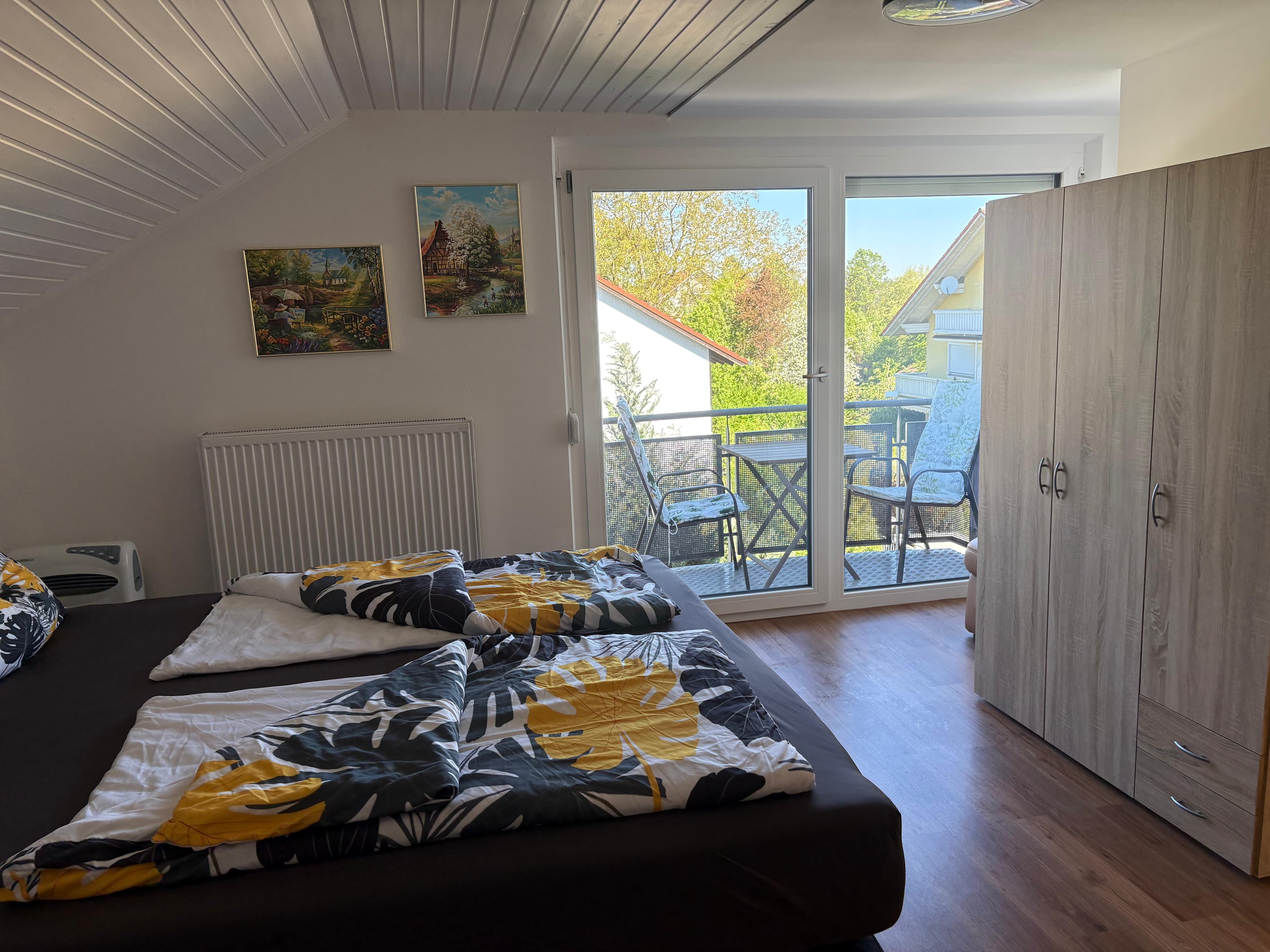 Schlafzimmer.jpeg